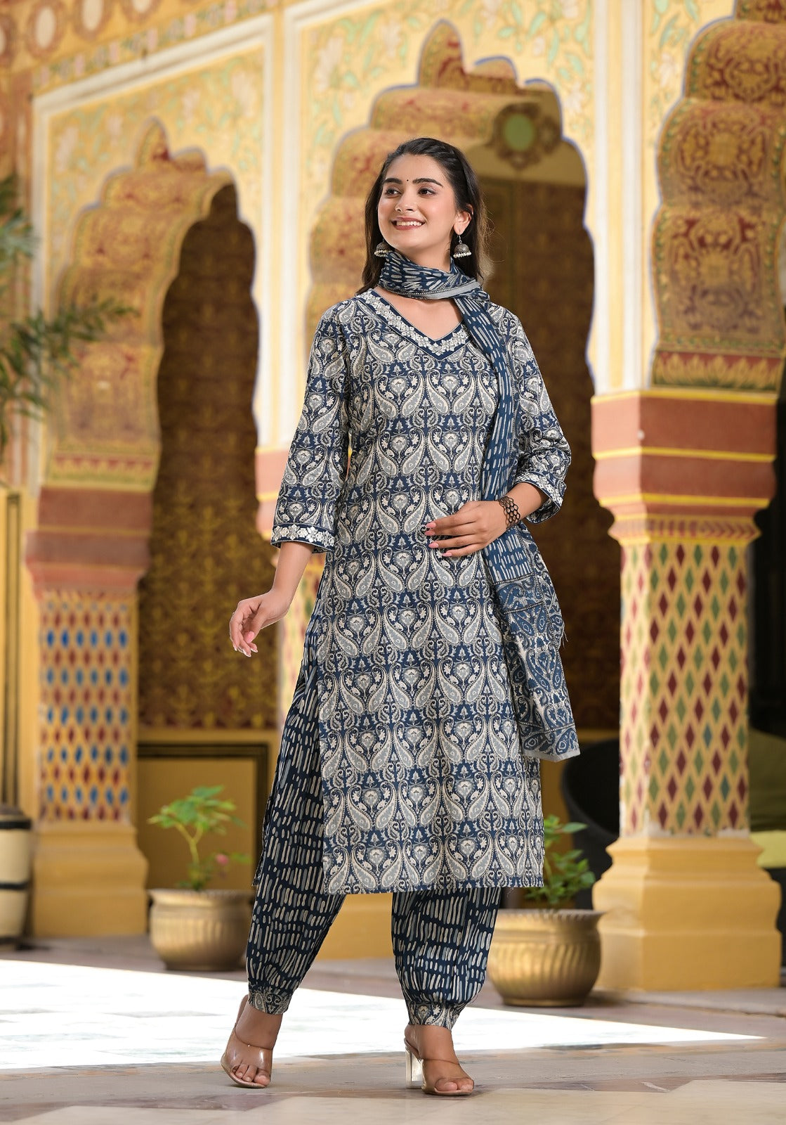 Modern Kurti Traditional Dress Neck Patterns HOT Kurti Design