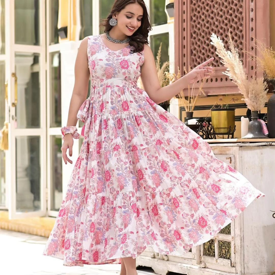 Pink and White Cotton Floral Maxi Dress – Sukriti Store