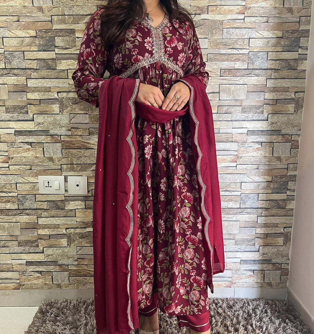 Wine Rayon Suit Set with Alia Cut and Embroidery L/40 Wine Rayon Suit Set with Alia Cut and Embroidery L/40