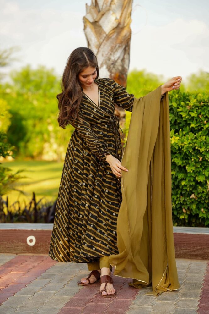 Cotton Lahariya Angrakha Anarkali Suit with Chudi Sleeves Sukriti Store Cotton Lahariya Angrakha Anarkali Suit with Chudi Sleeves Sukriti Store