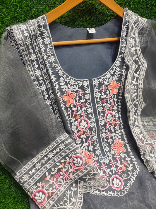 White Thread Embroidery Kurti Set with Organza Dupatta