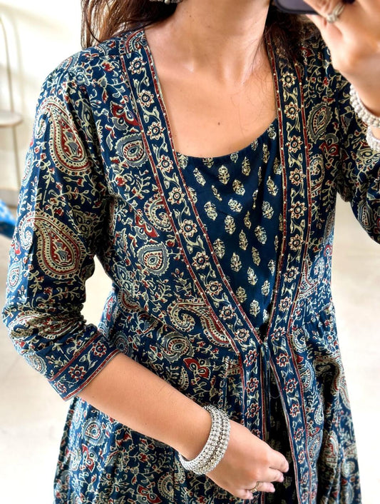 Women's Anarkali Kurta Set with Printed Cotton Fabric & Tassel Detail – 3-Piece Suit