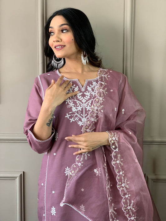 Embroidered Rayon Kurti Set with Scalloped Organza Dupatta and Pant