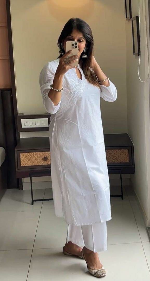 White Monochrome Cotton Kurta Pant Set with Thread Embroidery