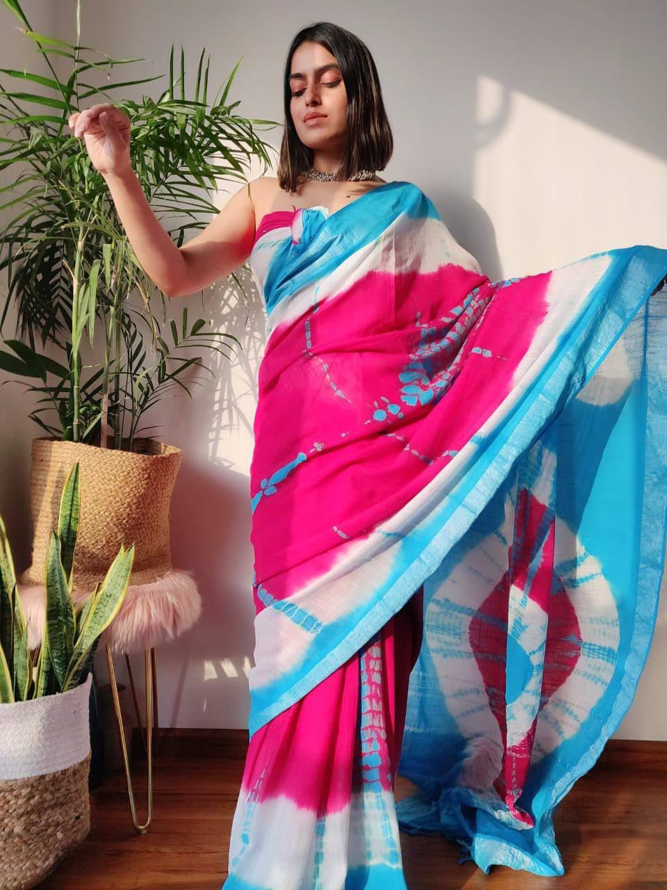 Linen Saree with Shibori Print and Tassels