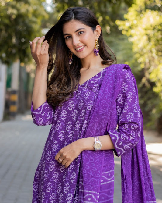 Lavender Cotton Suit Set: Printed Kurti, Pant, and Malmal Dupatta