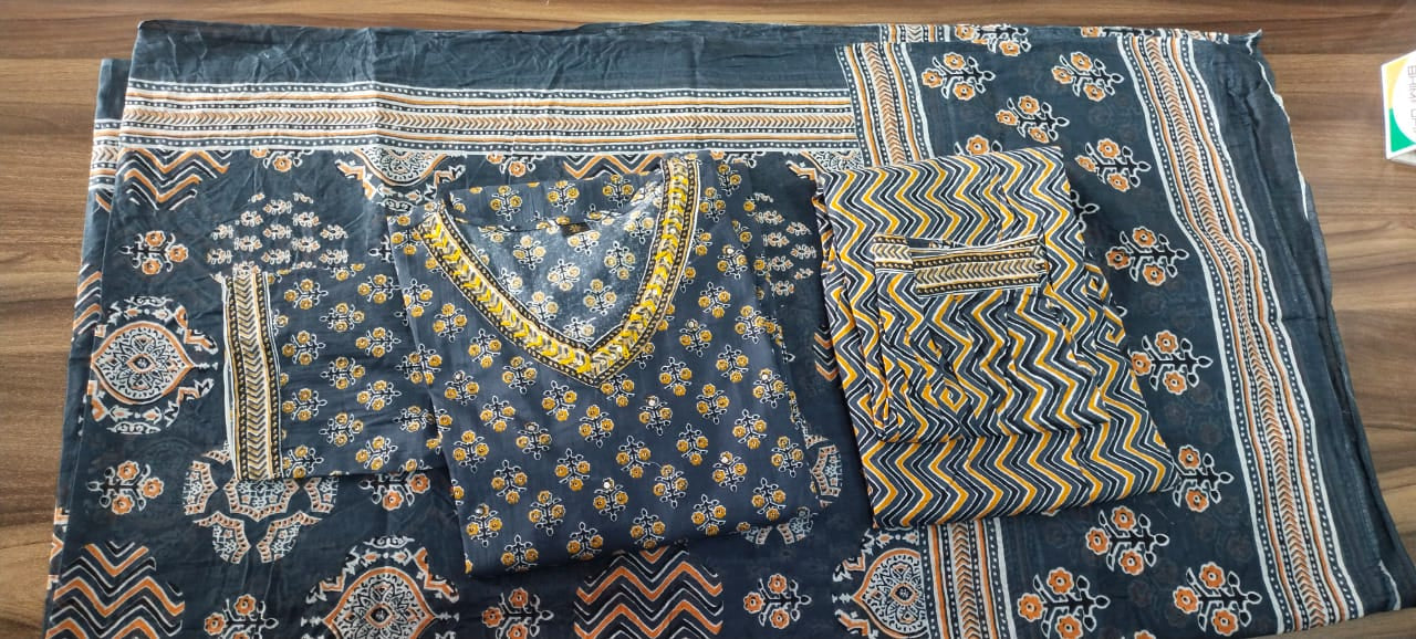 Handcrafted Afghani Suit Set with Cotton 60/60 Fabric