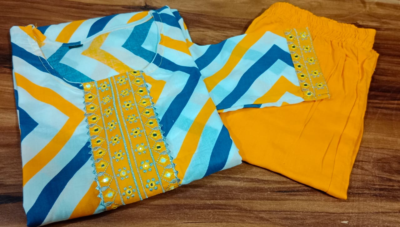 Zigzag Rayon Kaftan Kurta Set with Embroidery