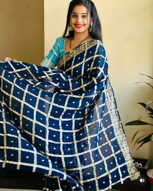 Georgette Chokda Zari Waiving Saree with Zari Border and Contrast Blouse