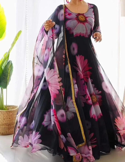 Black Tubby Organza 2-Piece (Gown & Dupatta) Set with Picko Detailing