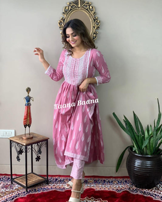 Naira Cut Kurti with Pant in Rayon