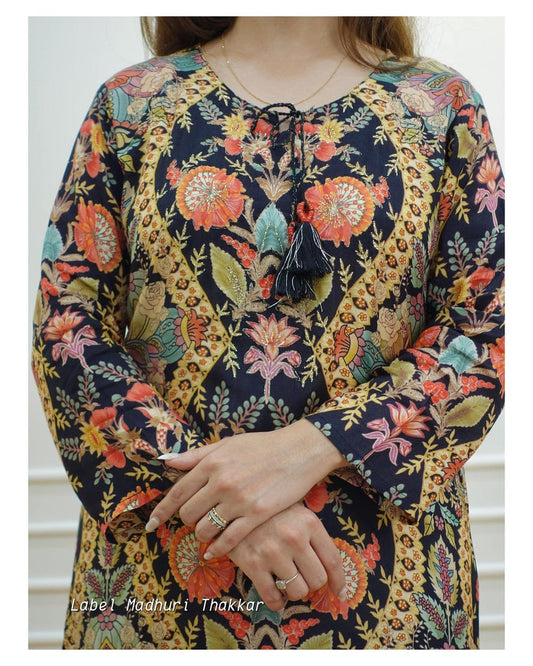 Muslin Kurti with Sequin Detailing and Matching Pant Set