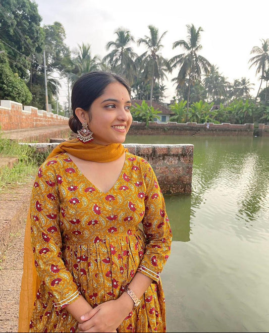 Sanganeri Print Anarkali Suit Set in Cotton