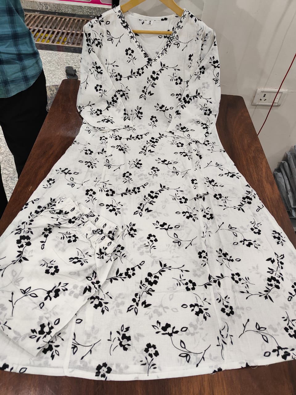 Cotton Printed Kurti with Neck Embroidery & Matching Plazo Set