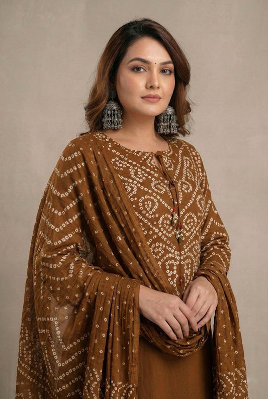 Bandhani Discharge Printed Cotton Suit Set with Pant & Dupatta