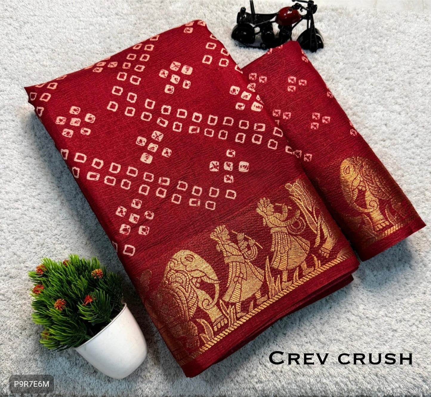 Bandhej Crush Dola Silk Saree with Jacquard Border & Running Blouse