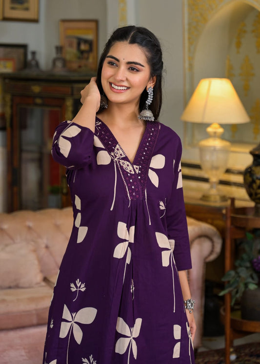 Cotton Printed A-Line Kurti Set with Embroidered V-Neck & Pocket
