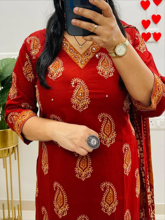 Cotton Printed Kurti Pant Set with Mulmul Dupatta