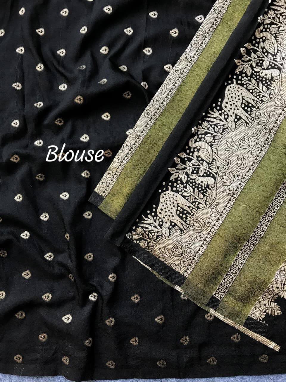 Crepe Silk Weaving Paithani Saree with Golden Zari Border & Woven Pallu