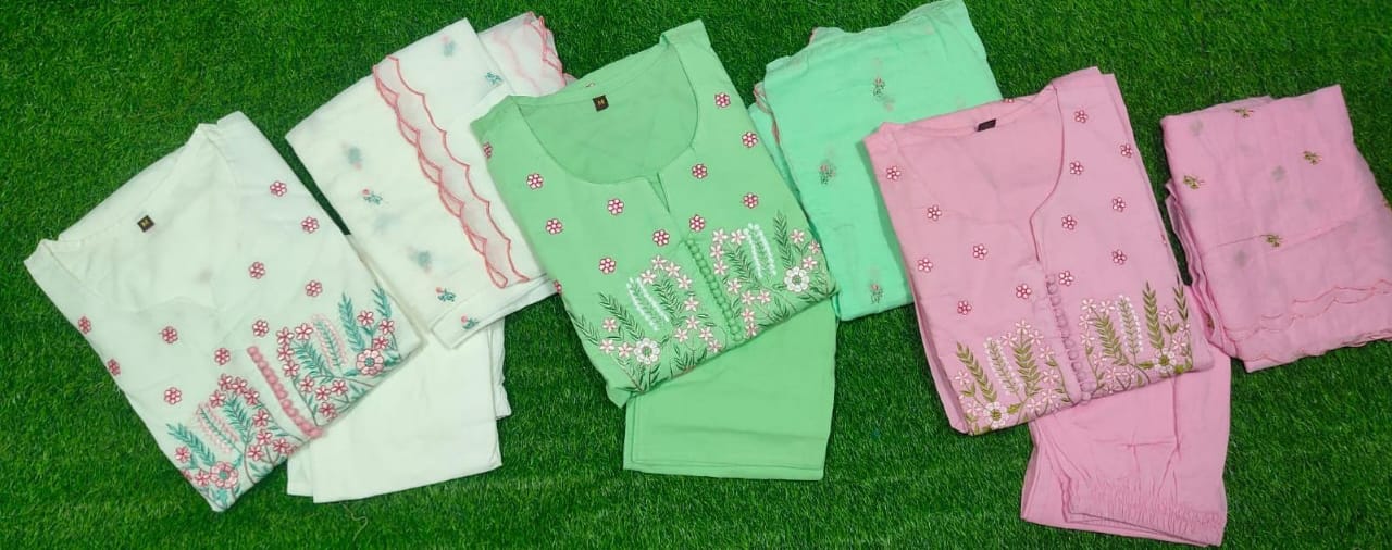 Dyed Cotton Kurti Pant Set with Embroidered Malmal Dupatta