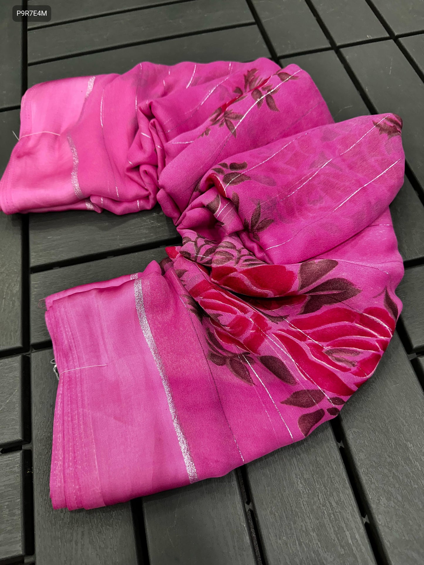 Georgette Saree with Mill Print & Blouse Piece