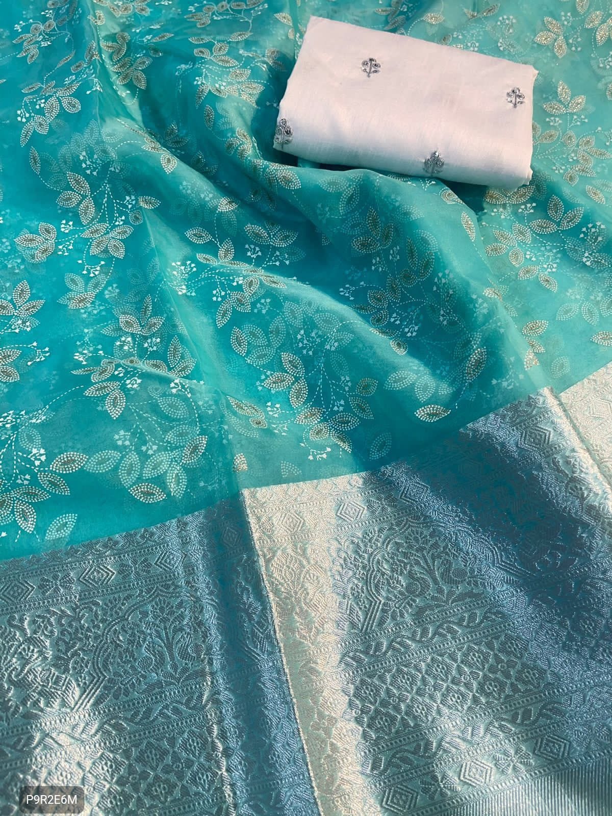 Kanchipuram Organza Jacquard Saree with Foil Pigment & Sequin Blouse