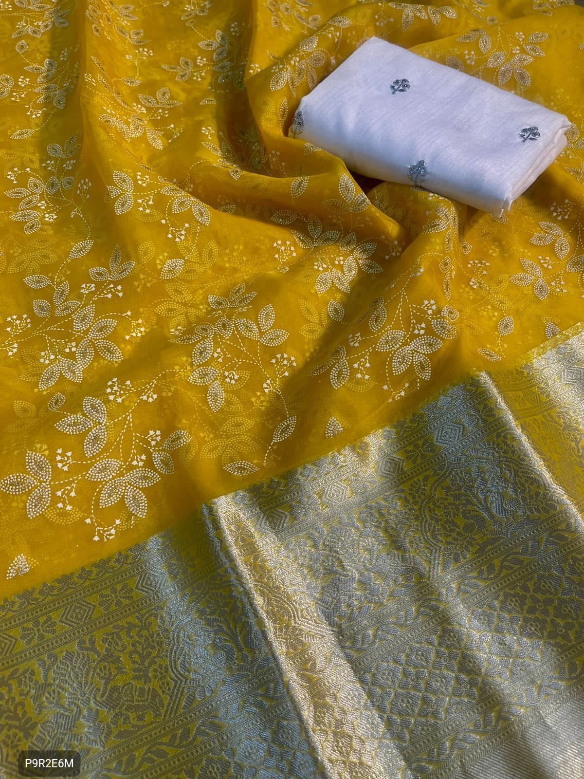 Kanchipuram Organza Jacquard Saree with Foil Pigment & Sequin Blouse