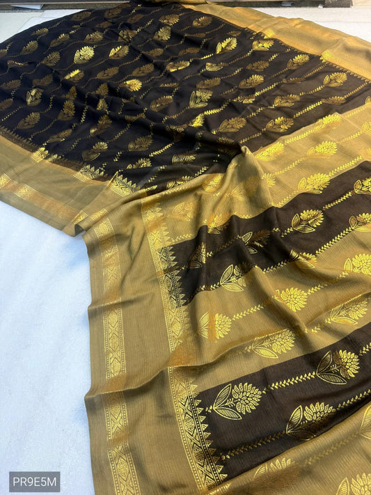 Marshmallow Fabric Foil Design Saree with Zari Weaving Border & Blouse Piece