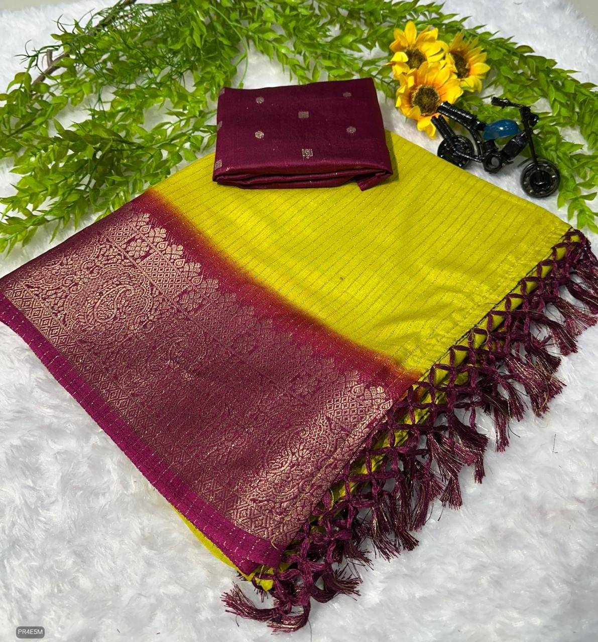 Mysore Silk Saree with Weaving & Blouse Piece