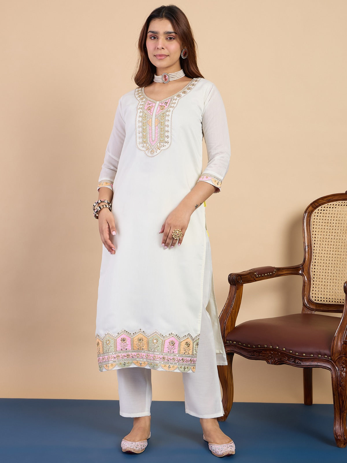 Off-White Silk Blend Kurta Pant Set with Lace Border Dupatta