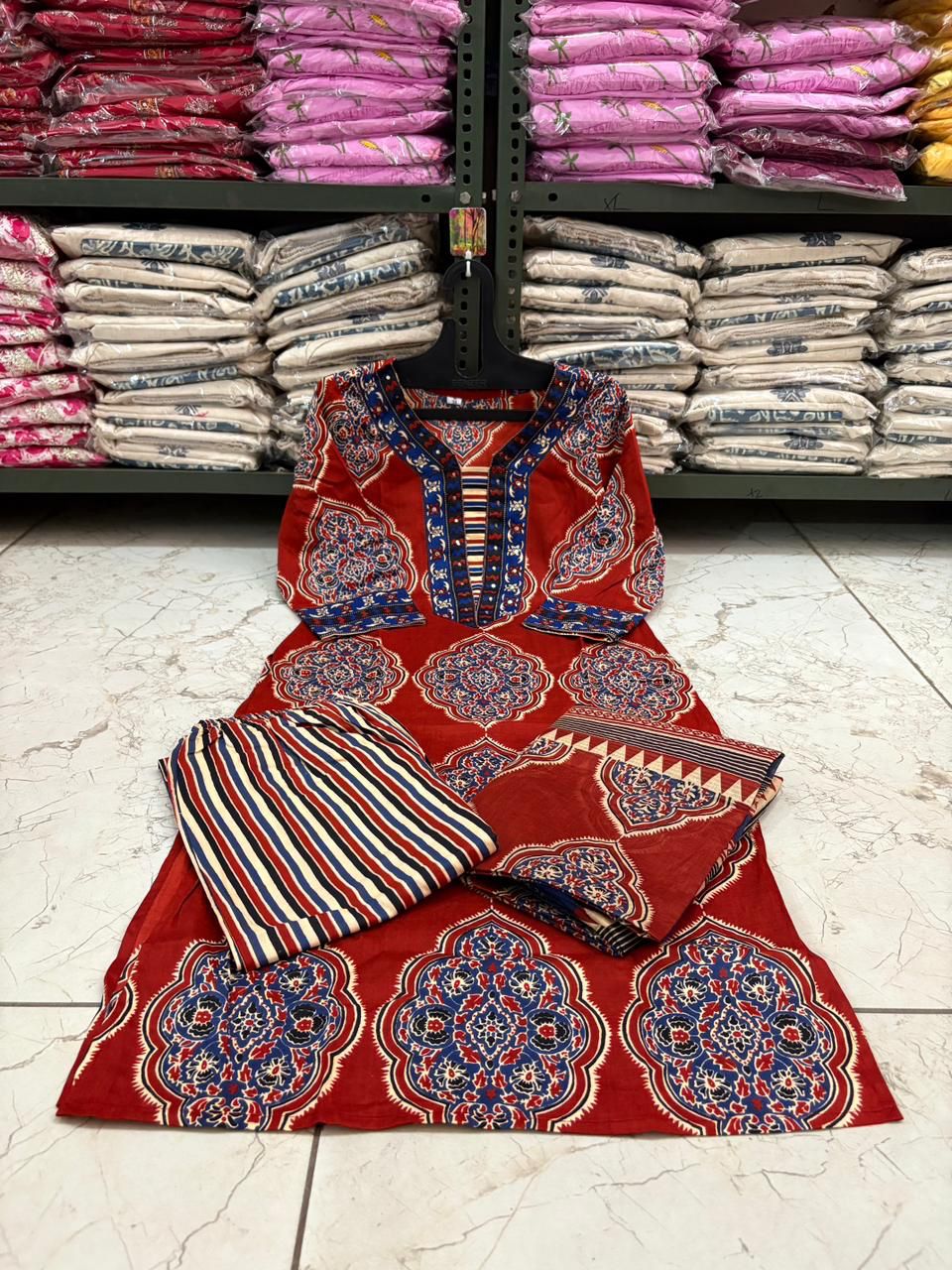 Rayon Kurti Pant Set with Malmal Dupatta & Neck Sequence Work