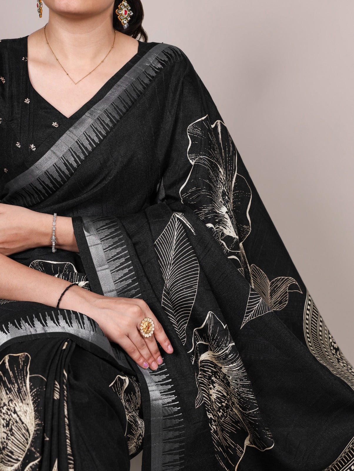 Slub Silk Saree with Floral Print & Zari Border with Blouse