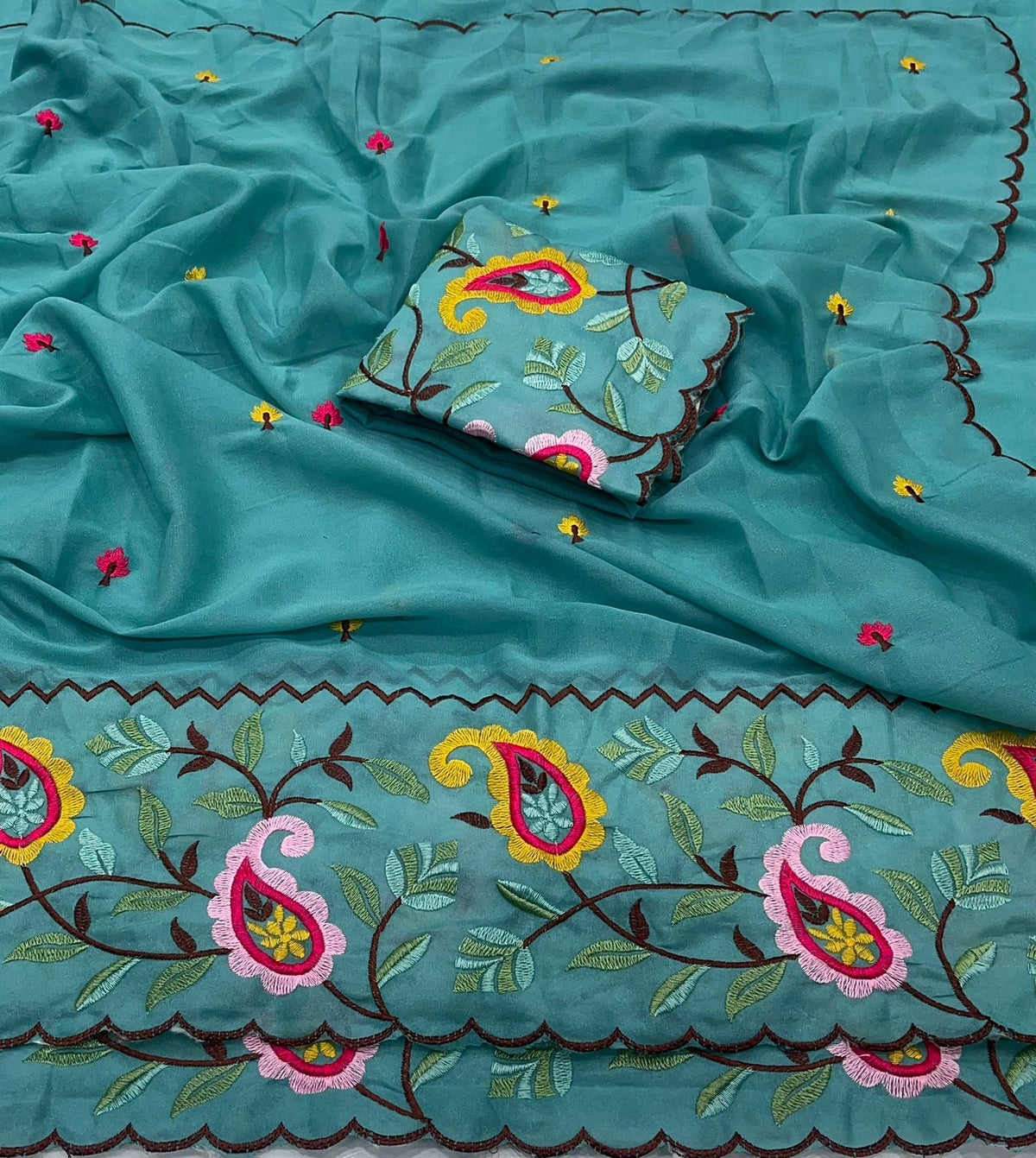 Star Georgette Saree with Embroidered Work and Blouse Piece