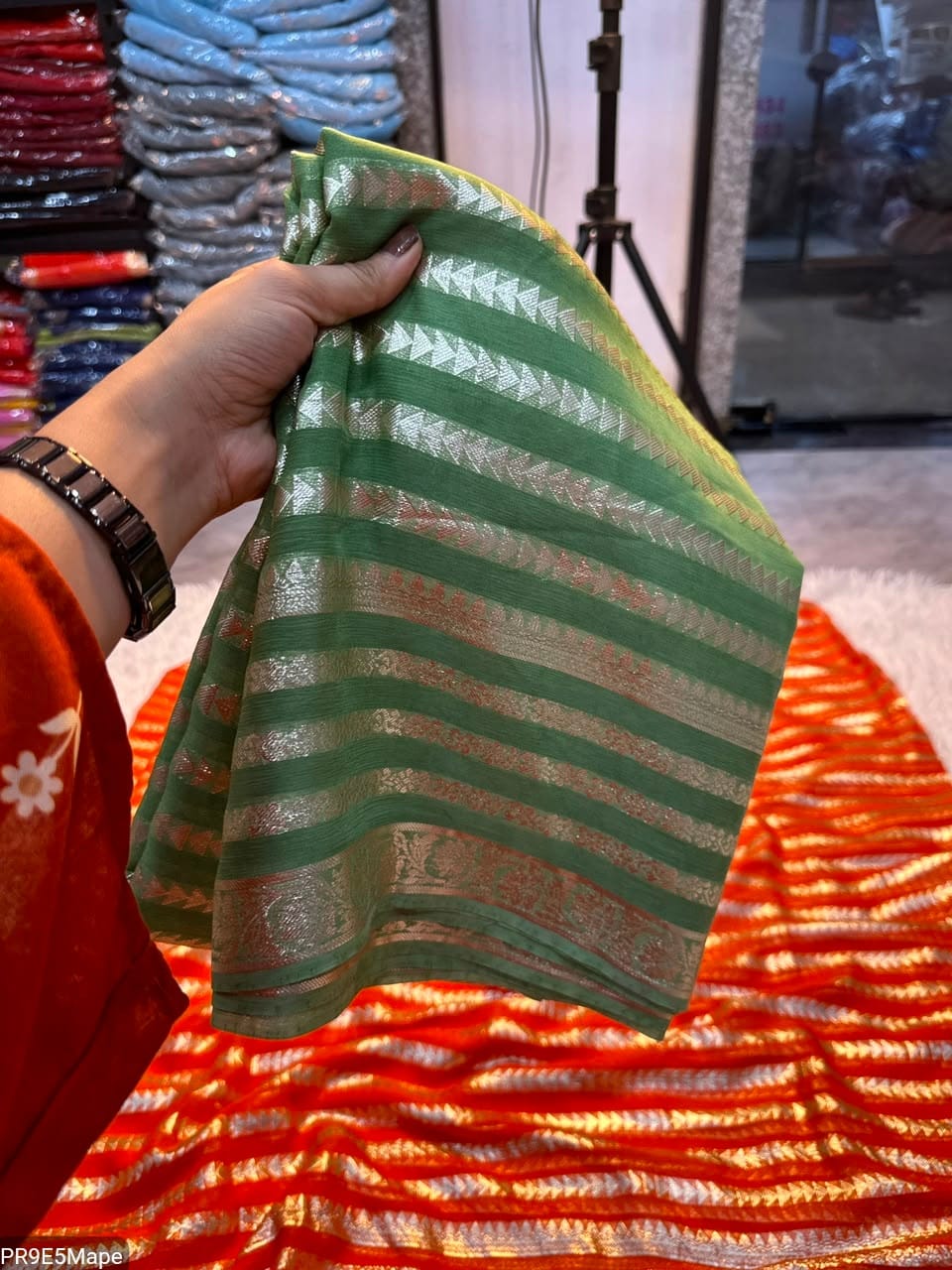 Viscose Georgette Saree with Running Blouse