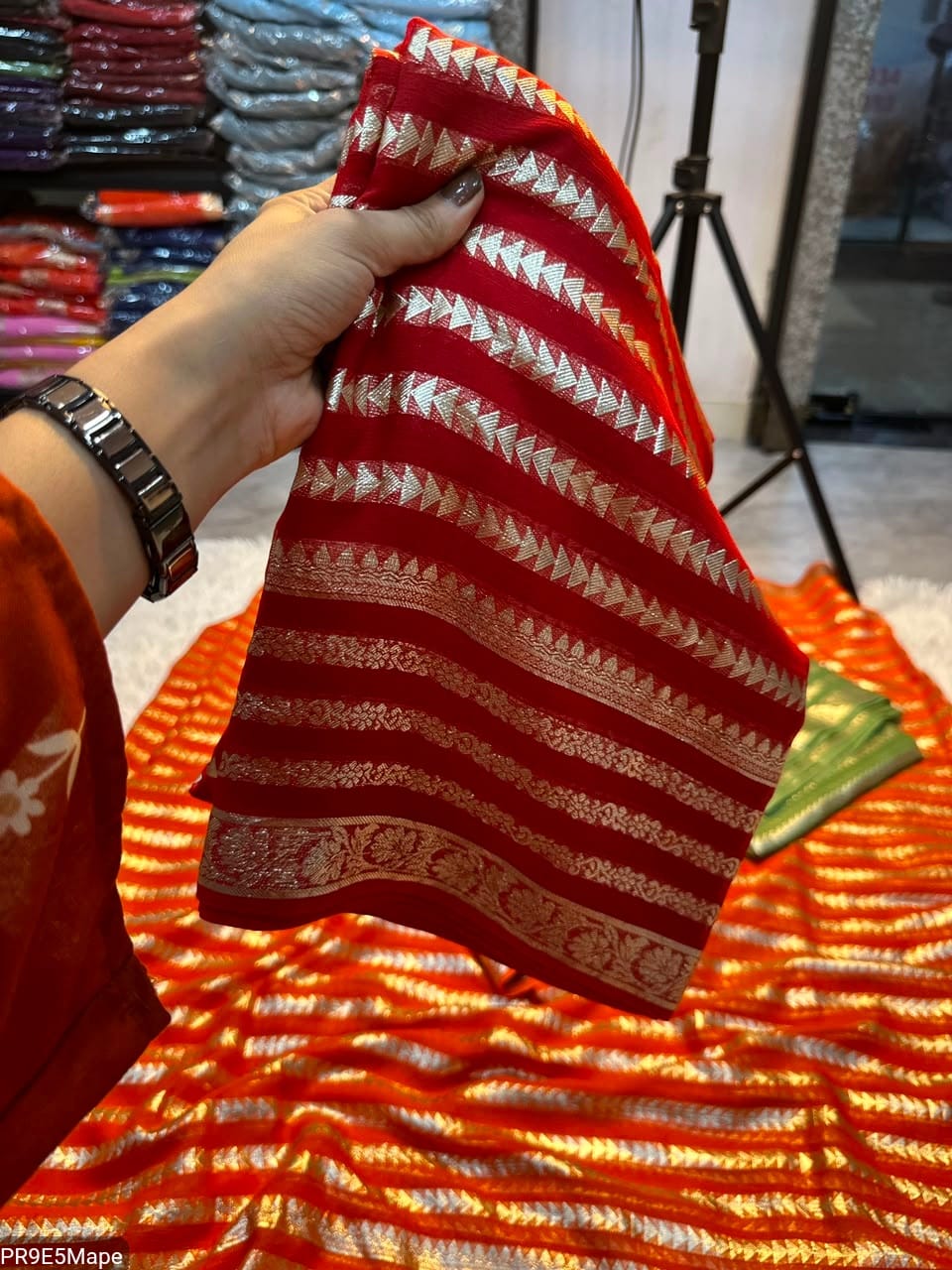 Viscose Georgette Saree with Running Blouse