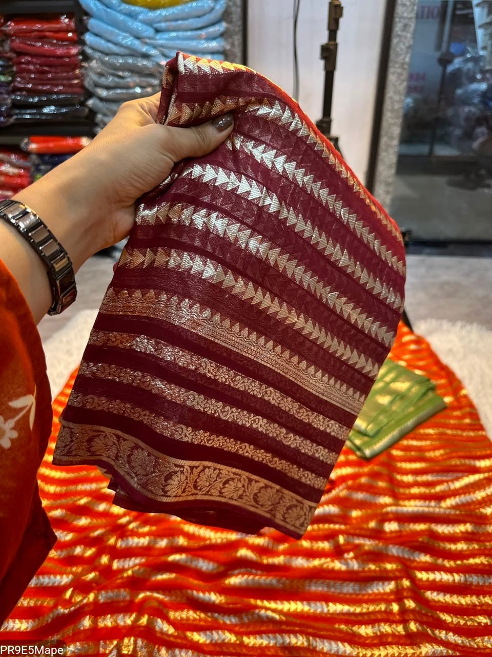 Viscose Georgette Saree with Running Blouse