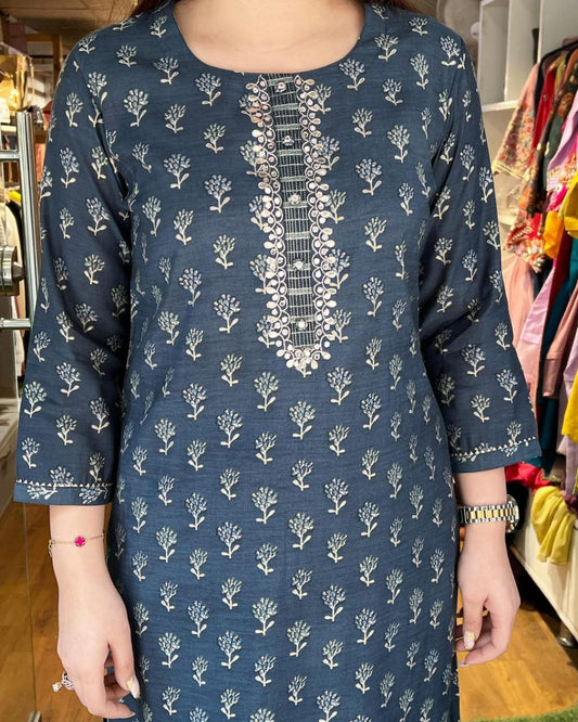 Beautifully Crafted Premium Rayon Gota Aari work straight Kurta with Pent
