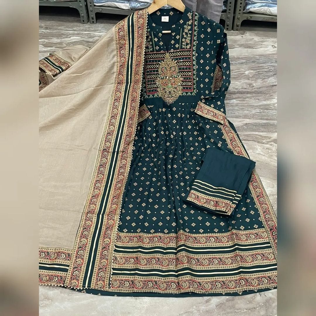 Naira Cut Heavy Pure Rayon 140 Kurti with Handwork and Printed Dupatta
