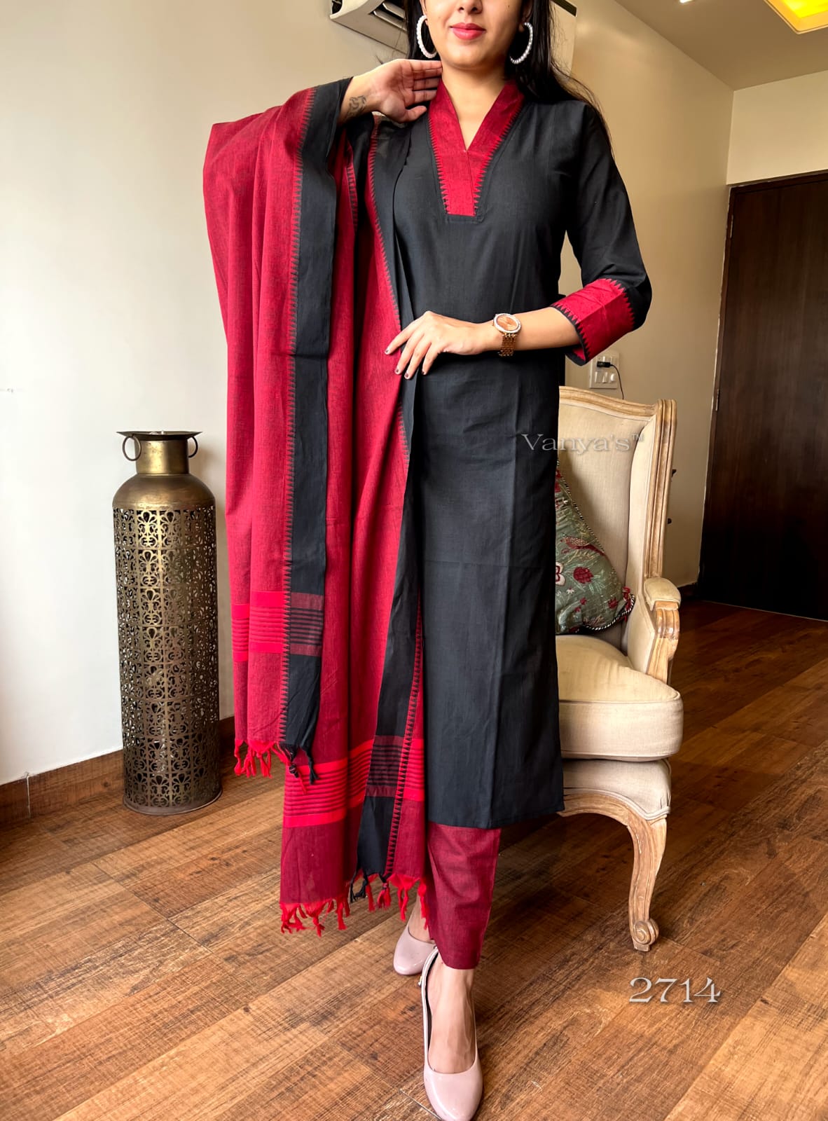 Order south cotton handloom kurta and chanderi dupatta three piece suit  crafted in handloom cotton. It features beautiful Re Online From WishTown  Fashion Club,Ghaziabad