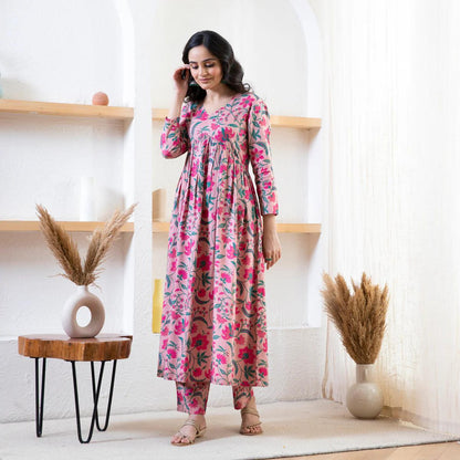 Elegance Reimagined: Pink Rayon Naira Cut Suit with Pant M/38