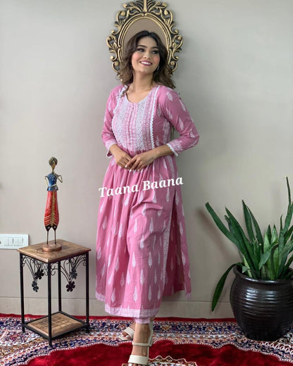 Naira Cut Kurti with Pant - Lace-Designed Yoke in Rayon (140gm)