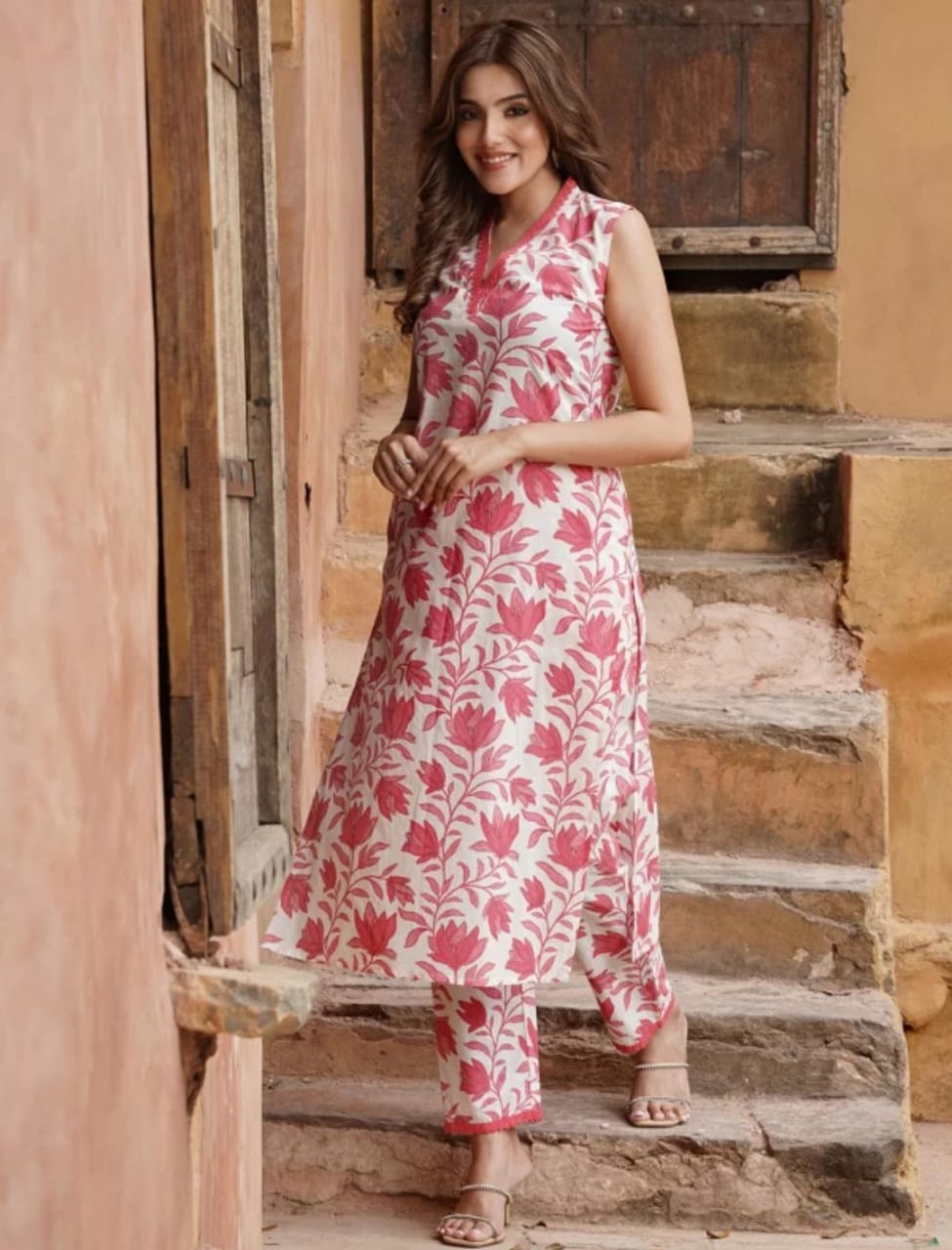 Cotton Floral Print Kurti with Pant Set with Matching Dye Lacework
