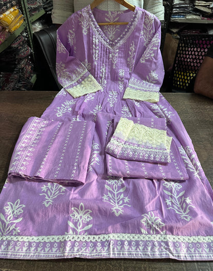 Cotton Suit with Pleated V-Neck Top, Lace Detailing, and Printed Dupatta