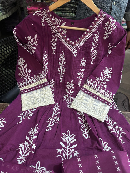 Cotton Suit with Pleated V-Neck Top, Lace Detailing, and Printed Dupatta