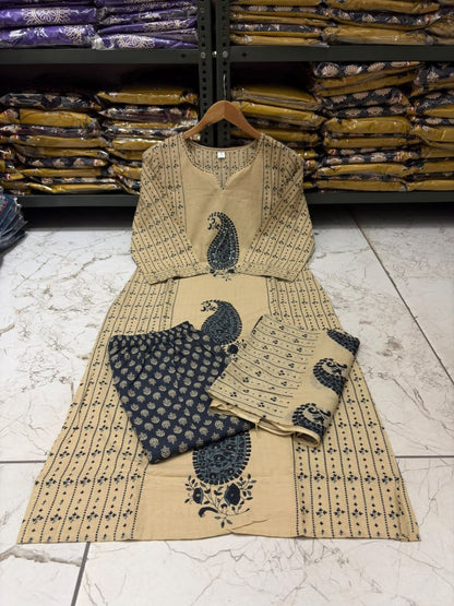 Black Cotton 60×60 Kairi Print Suit Set with Malmal Dupatta