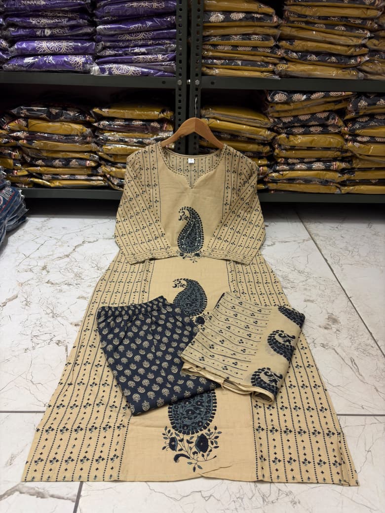 Black Cotton 60×60 Kairi Print Suit Set with Malmal Dupatta