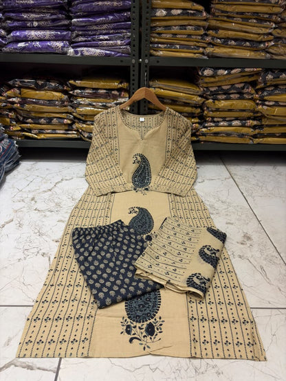 Black Cotton 60×60 Kairi Print Suit Set with Malmal Dupatta