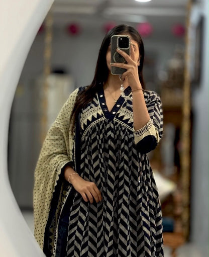 Black Procin Print Cotton A-Line Kurti Set with Pant & Mal Mal Dupatta