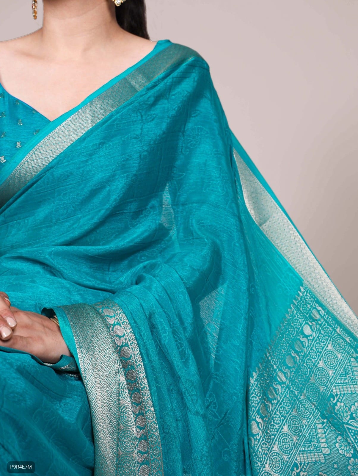 Chinon Saree with Self Print & Zari Weaving Blouse Set