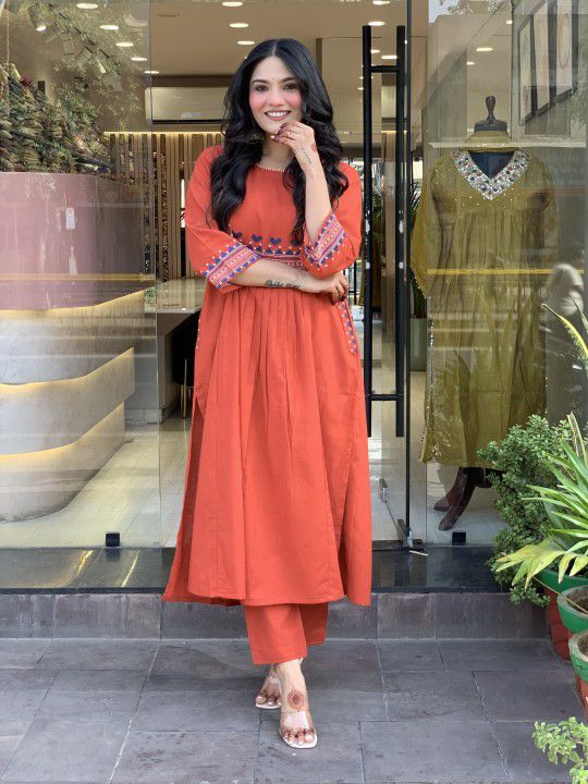 Cotton 60x60 Embroidered Kurti Pant Set with Pockets
